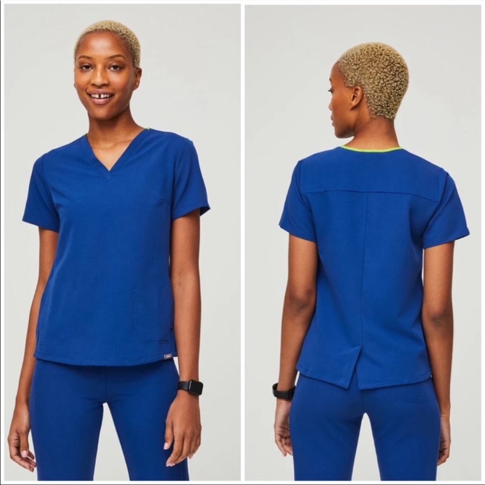 Figs women's Electric Blue Auburn - Tailored V-Neck Scrub Top